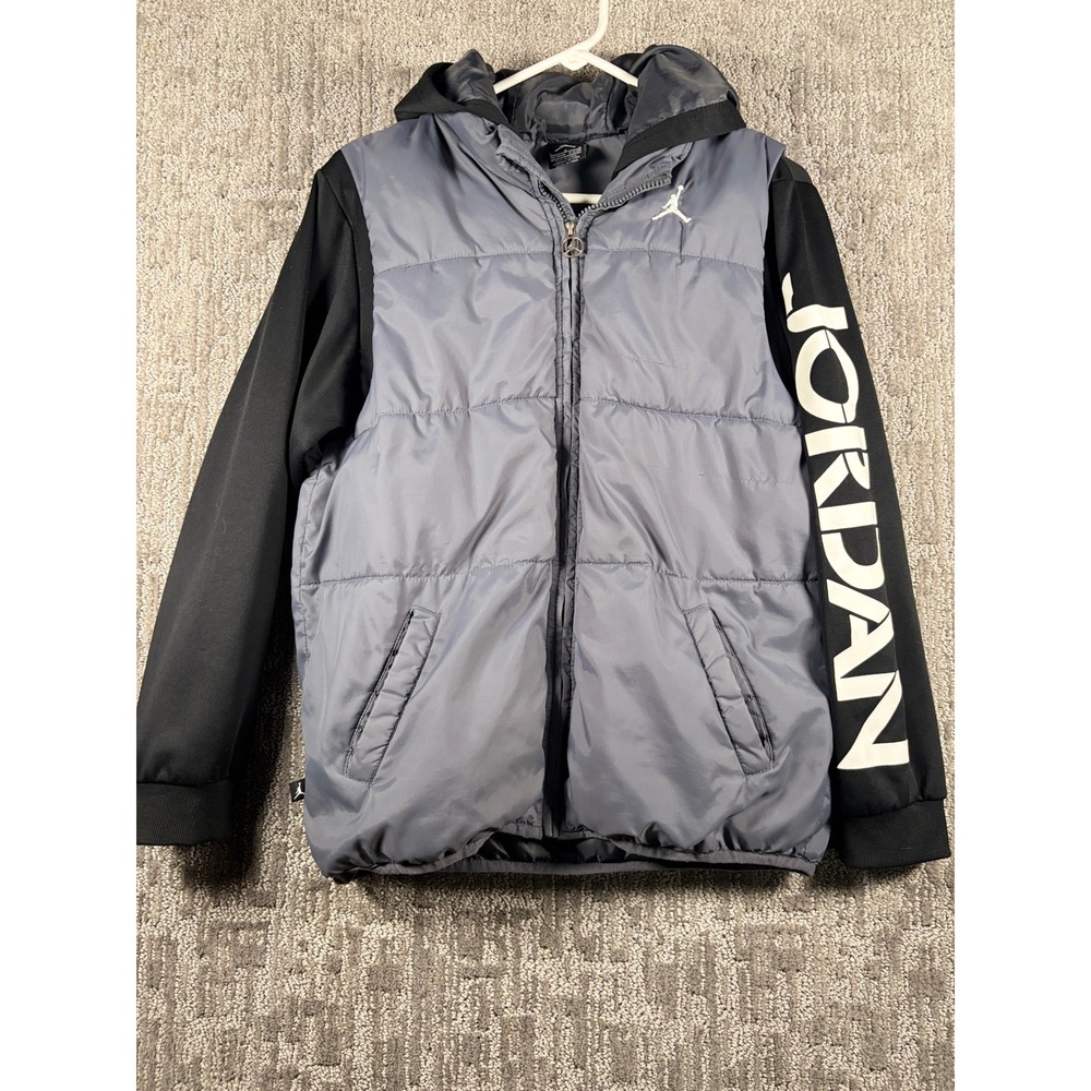 Jordan Boys Grey Black Hooded Puffer Jacket Full Zip Coat Size Large 12-13 YRS
